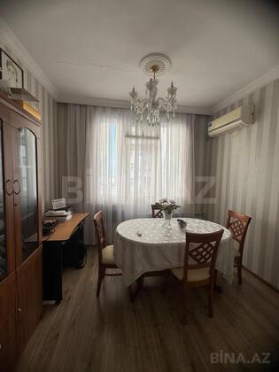 2 otaqlı Köhnə tikili, Elmlər Akademiyası m., Bakı