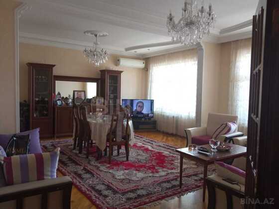 5 otaqlı Köhnə tikili, Həzi Aslanov m., Bakı