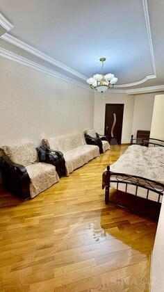 2 otaqlı Yeni tikili, 8 Noyabr m., Bakı