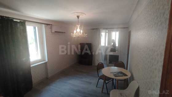 1 otaqlı Köhnə tikili, Elmlər Akademiyası m., Bakı