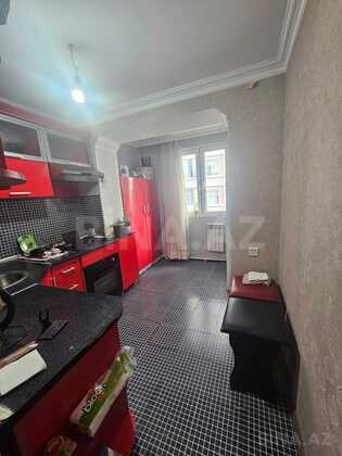 2 otaqlı Köhnə tikili, Elmlər Akademiyası m., Bakı