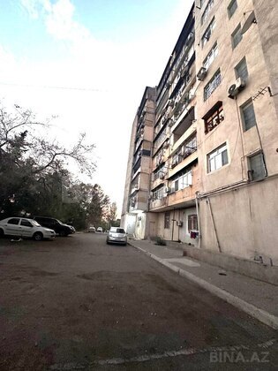 4 otaqlı Köhnə tikili, Xalqlar Dostluğu m., Bakı