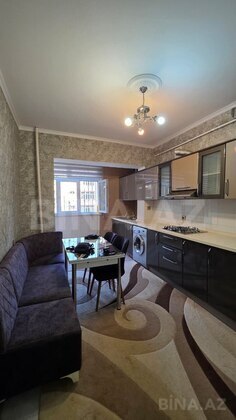 2 otaqlı Köhnə tikili, Bakıxanov q., Bakı