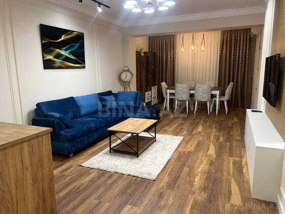 3 otaqlı Yeni tikili, Şah İsmayıl Xətai m., Bakı