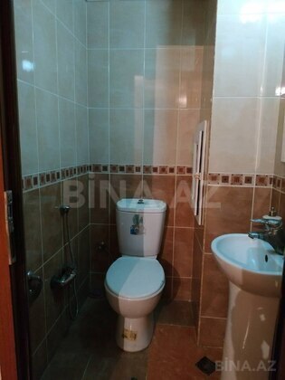 3 otaqlı Köhnə tikili, 8-ci kilometr q., Bakı