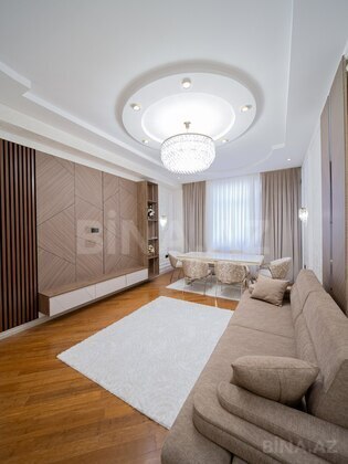 4 otaqlı Yeni tikili, 8 Noyabr m., Bakı