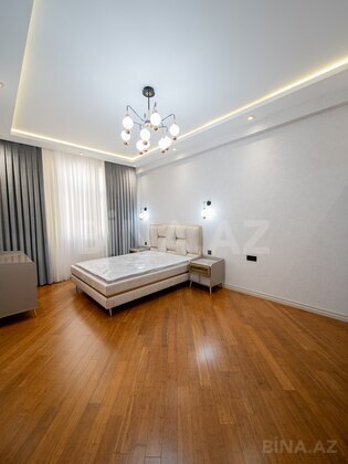 4 otaqlı Yeni tikili, 8 Noyabr m., Bakı