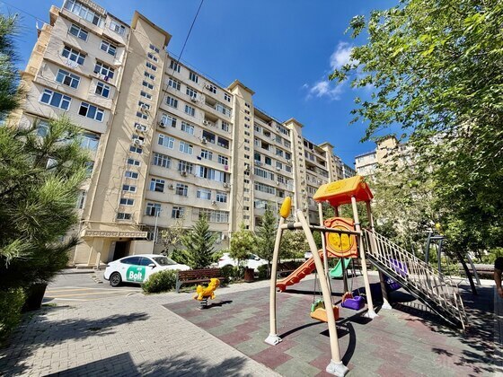 2 otaqlı Köhnə tikili, Əhmədli m., Bakı