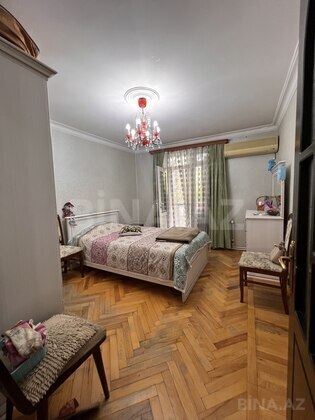 3 otaqlı Köhnə tikili, Yasamal q., Bakı