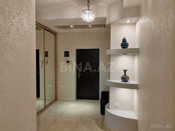 3 otaqlı Yeni tikili, Şah İsmayıl Xətai m., Bakı