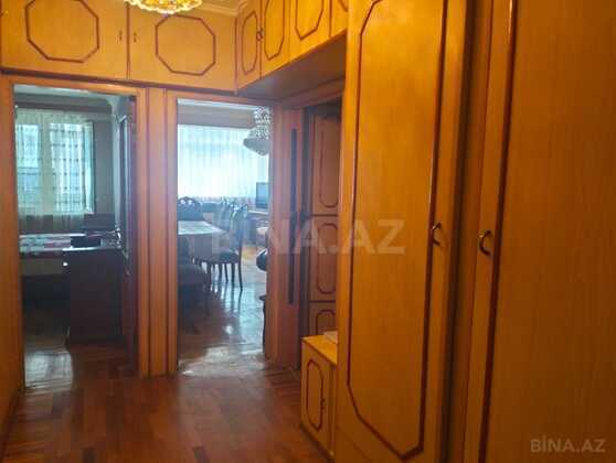 2 otaqlı Köhnə tikili, Elmlər Akademiyası m., Bakı