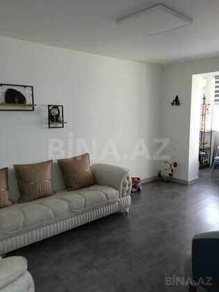 3 otaqlı Köhnə tikili, Nizami m., Bakı