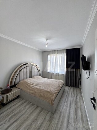 3 otaqlı Köhnə tikili, Elmlər Akademiyası m., Bakı