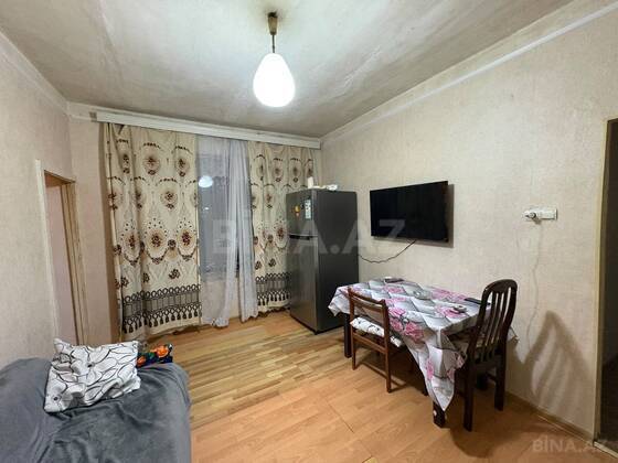 2 otaqlı Köhnə tikili, Xalqlar Dostluğu m., Bakı
