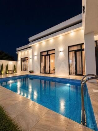4 otaqlı Həyət evi/Bağ evi, Mərdəkan q., Bakı