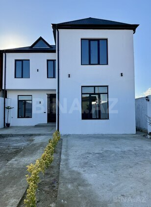 4 otaqlı Həyət evi/Bağ evi, Saray q., Bakı