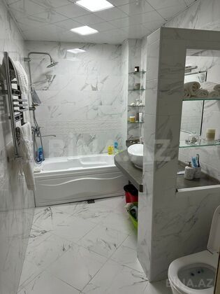 4 otaqlı Yeni tikili, Xalqlar Dostluğu m., Bakı