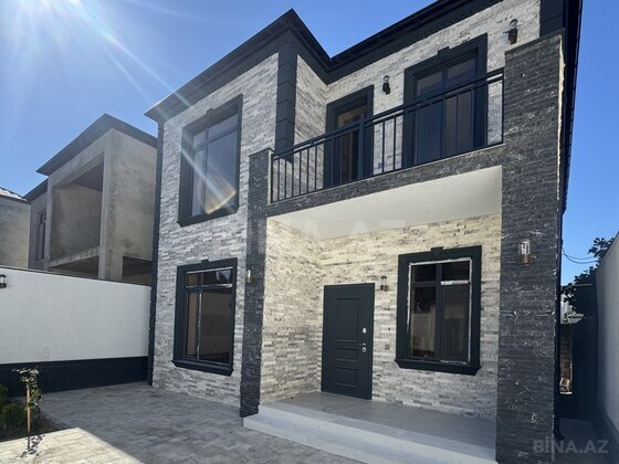 5 otaqlı, 192.0 m², Binə