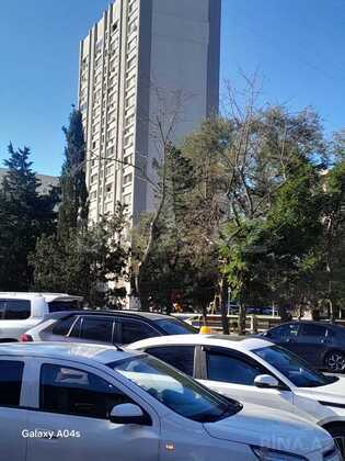 3 otaqlı, 70.0 m², Azadlıq Prospekti