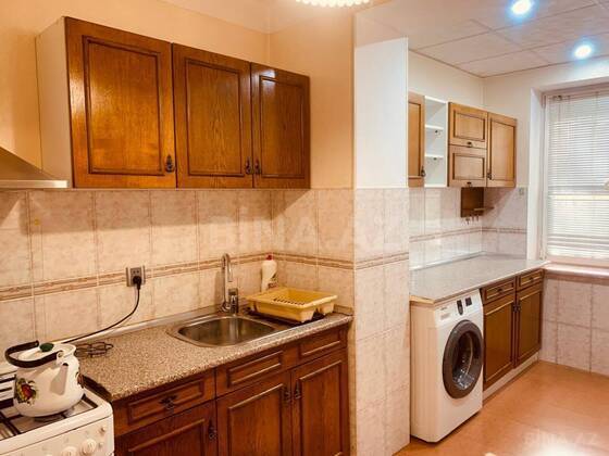 3 otaqlı Köhnə tikili, İçəri Şəhər m., Bakı