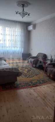 4 otaqlı Köhnə tikili, M.Ə.Rəsulzadə q., Bakı