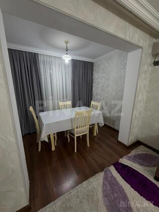 2 otaqlı Köhnə tikili, Xalqlar Dostluğu m., Bakı