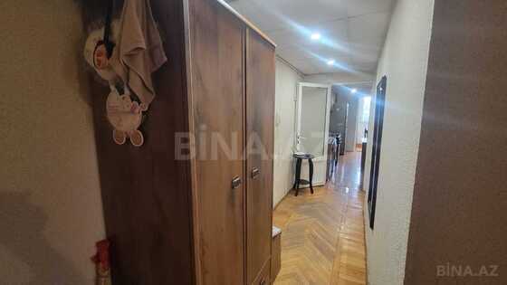 3 otaqlı Köhnə tikili, Memar Əcəmi m., Bakı