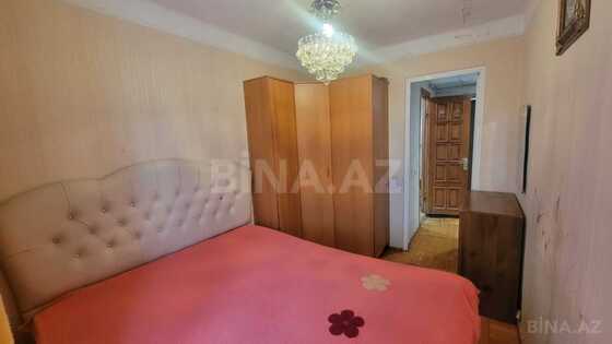 3 otaqlı Köhnə tikili, Memar Əcəmi m., Bakı