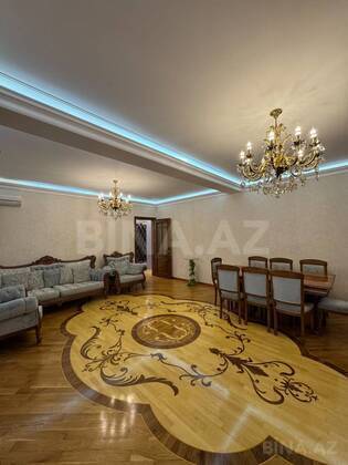 5 otaqlı Köhnə tikili, Azadlıq Prospekti m., Bakı