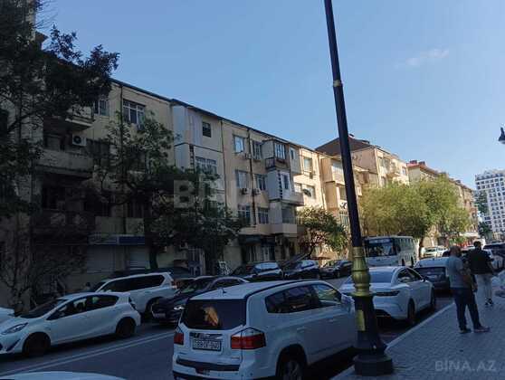 2 otaqlı Köhnə tikili, 28 May m., Bakı
