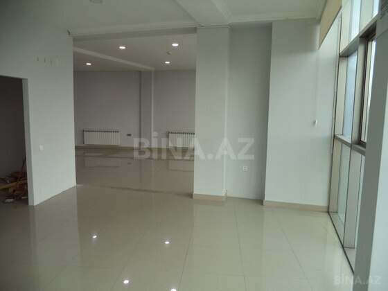 12 otaqlı Ofis, Şah İsmayıl Xətai m., Bakı