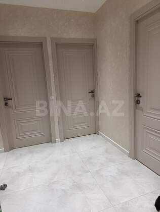 3 otaqlı Köhnə tikili, Əhmədli m., Bakı