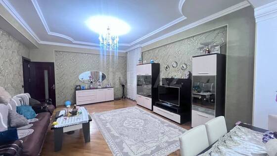 3 otaqlı Yeni tikili, İnşaatçılar m., Bakı