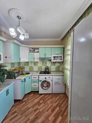 2 otaqlı Köhnə tikili, Əhmədli m., Bakı
