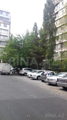 2 otaqlı Köhnə tikili, 8-ci mikrorayon q., Bakı