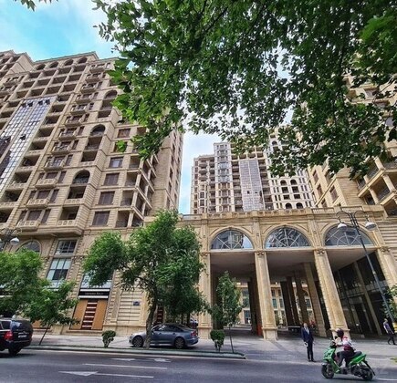 3 otaqlı, 160.0 m², Xətai