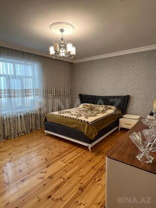 7 otaqlı, 145.0 m², Qaraçuxur