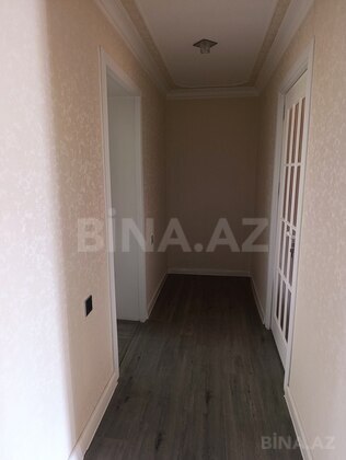 3 otaqlı Köhnə tikili, Neftçilər m., Bakı