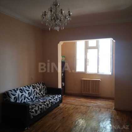 3 otaqlı Köhnə tikili, Xətai r., Bakı