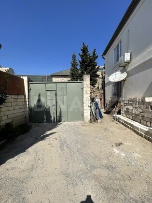 Torpaq Bakıxanov q., Bakı
