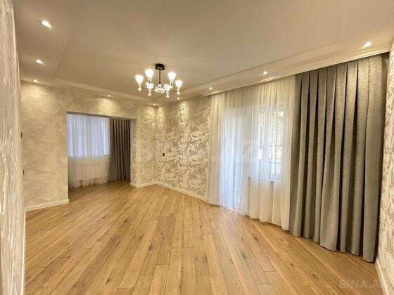2 otaqlı Köhnə tikili, Xalqlar Dostluğu m., Bakı