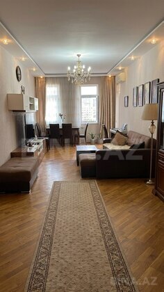 2 otaqlı, 90.0 m², Şah İsmayıl Xətai