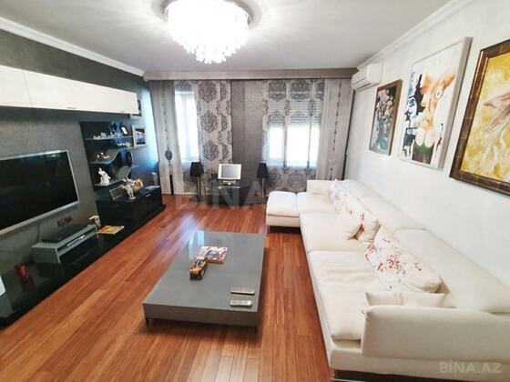 3 otaqlı Köhnə tikili, İçəri Şəhər m., Bakı