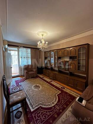2 otaqlı Köhnə tikili, Memar Əcəmi m., Bakı