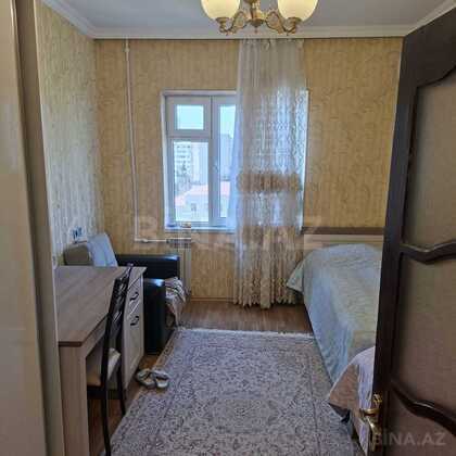 4 otaqlı Köhnə tikili, Suraxanı r., Bakı
