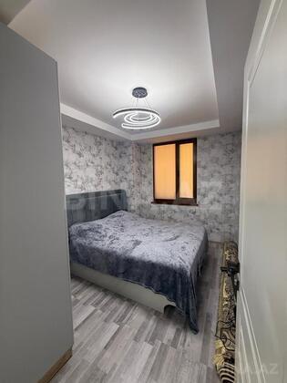 3 otaqlı Yeni tikili, Xırdalan