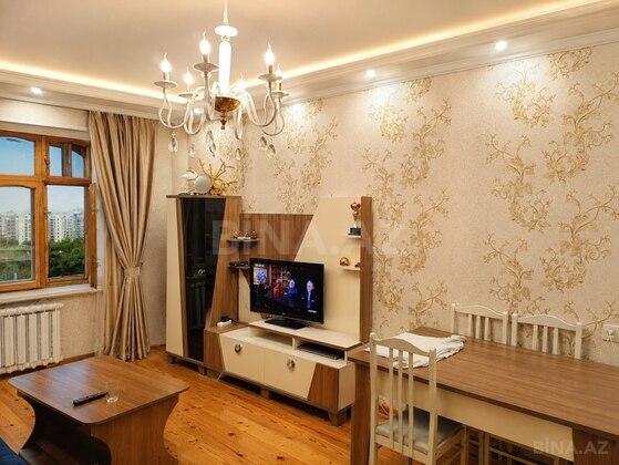 3 otaqlı, 80.0 m², Xalqlar Dostluğu