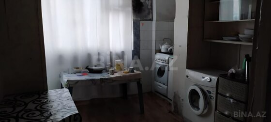 3 otaqlı Köhnə tikili, Xalqlar Dostluğu m., Bakı