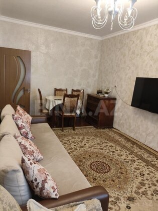 3 otaqlı Köhnə tikili, Həzi Aslanov m., Bakı