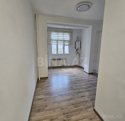 2 otaqlı Köhnə tikili, Həzi Aslanov m., Bakı